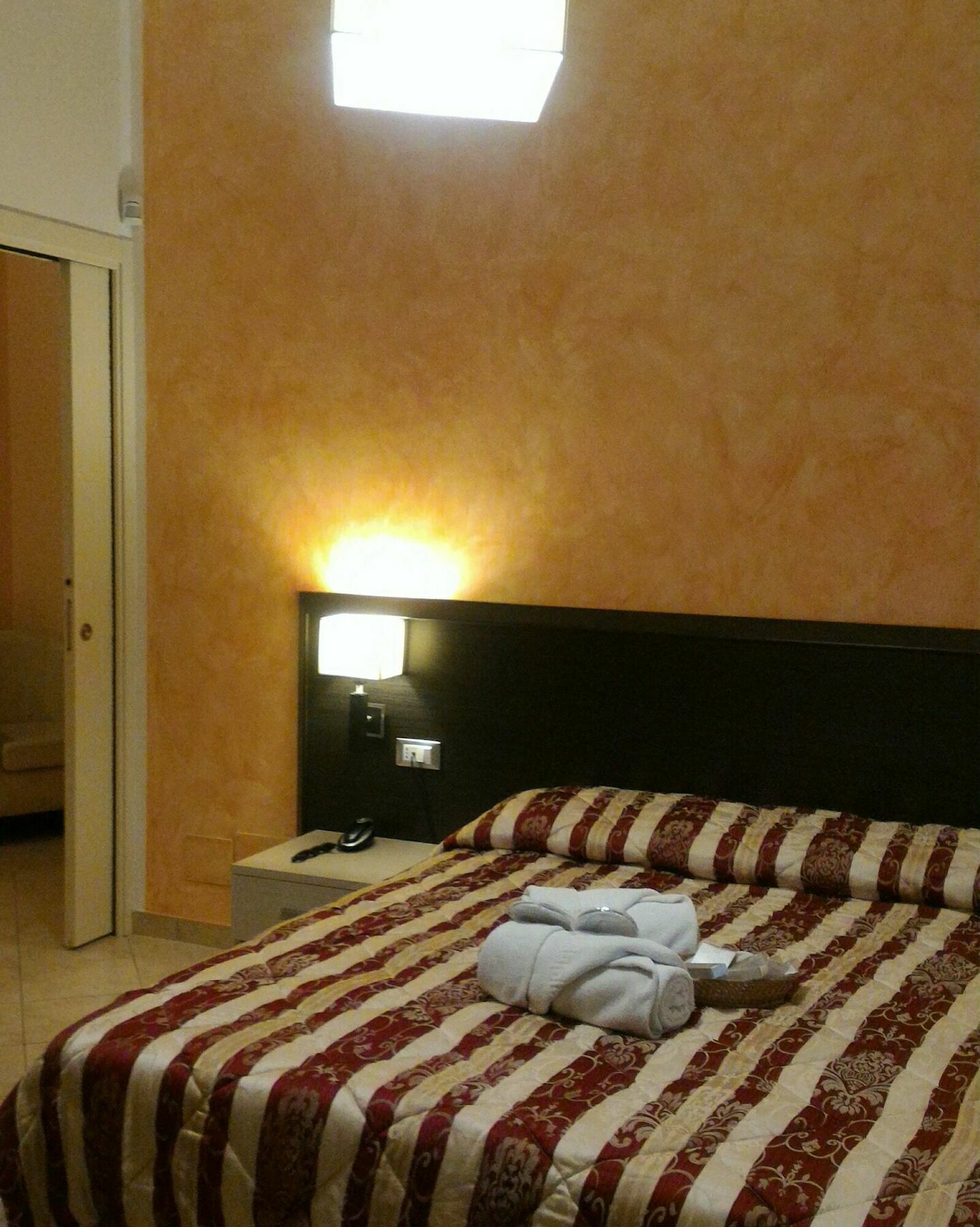 La Terrazza B&B Россано Экстерьер фото